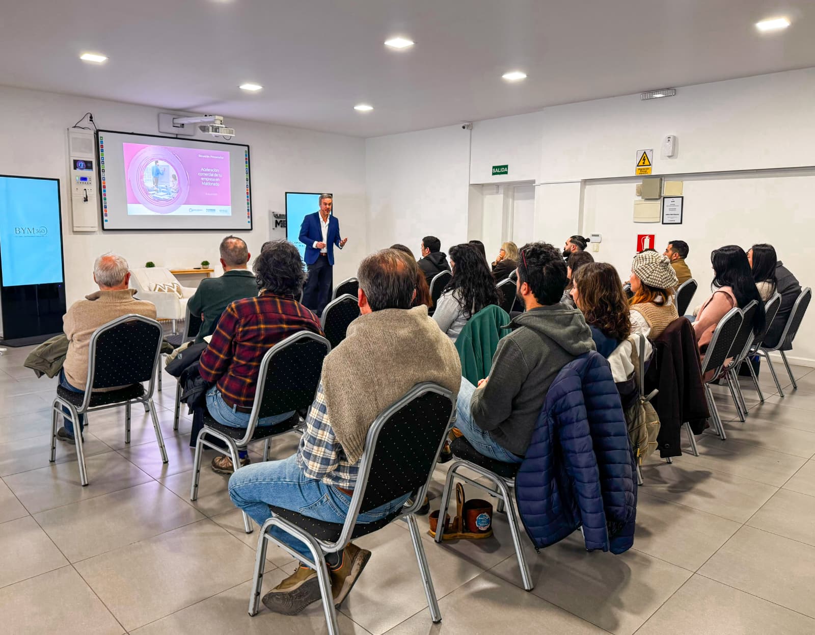 Aceleración comercial de tu empresa: herramientas para fortalecer la gestión de ventas